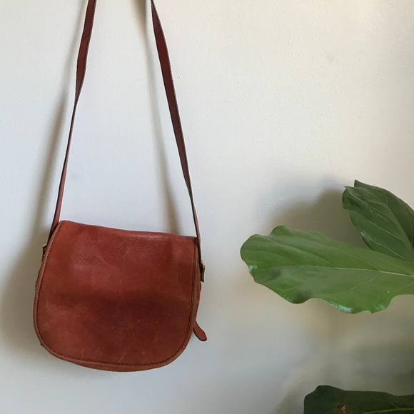 J. Crew Handbags - J. Crew Copley Red Leather Saddlebag -- RARE!